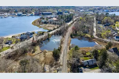 28 Indian Neck Rd, Wareham, MA 02571 - Photo 10
