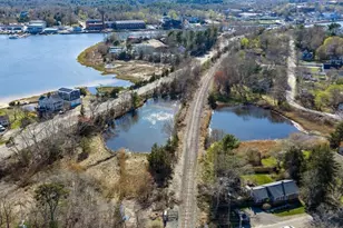28 Indian Neck Rd, Wareham, MA 02571 - Photo 10