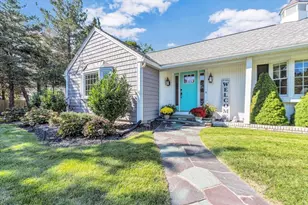 229 S Sea Ave, Yarmouth, MA 02673 - Photo 2