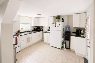 92-94 Sargent St, Leicester, MA 01611 - Photo 14