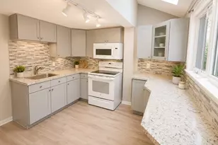 92-94 Sargent St, Leicester, MA 01611 - Photo 2