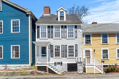 31 Mugford St, Marblehead, MA 01945 - Photo 1