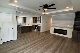 21 Pinrock Dr, Sturbridge, MA 01566 - Photo 2