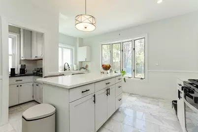 51 Main Street #2, Somerville, MA 02143 - Photo 4