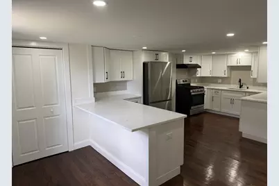 9 Glen Ave #A, Burlington, MA 01803 - Photo 2