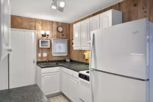 887 Commercial St, Provincetown, MA 02657 - Photo 22