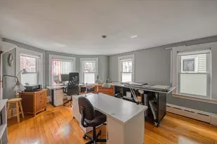 69 Maple St, New Bedford, MA 02740 - Photo 16