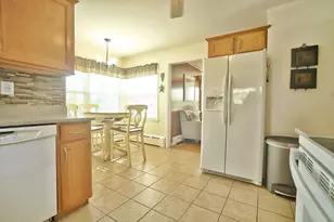 108 Caswell St, New Bedford, MA 02745 - Photo 18