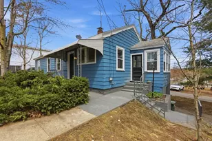 464 Central St, Leominster, MA 01453 - Photo 2