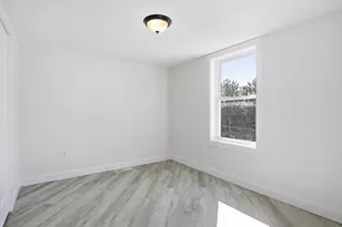 23 Blake St, Revere, MA 02151 - Photo 12