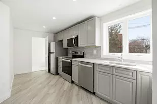 23 Blake St, Revere, MA 02151 - Photo 2