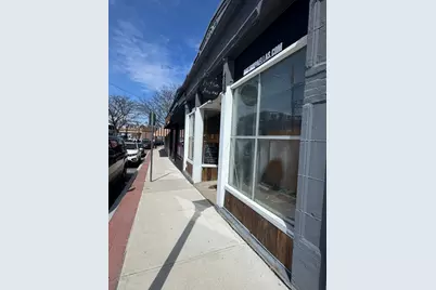18 Bartlett Rd, Winthrop, MA 02152 - Photo 2