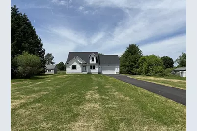 64 East St, Northfield, MA 01360 - Photo 4