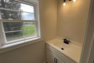 64 East St, Northfield, MA 01360 - Photo 14