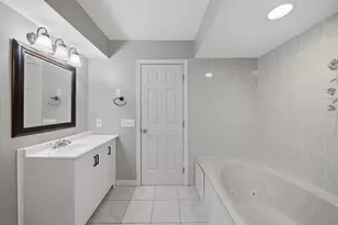 15 Blue Sky Dr, Westfield, MA 01085 - Photo 18