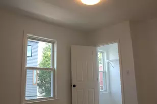 96 Howard St, Cambridge, MA 02139 - Photo 14
