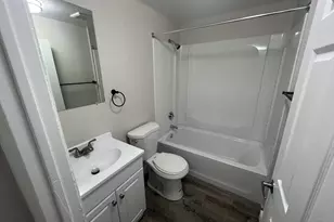 328 Greenwood St, Worcester, MA 01607 - Photo 6