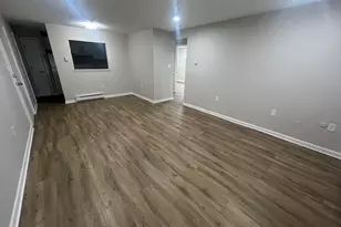 328 Greenwood St, Worcester, MA 01607 - Photo 4