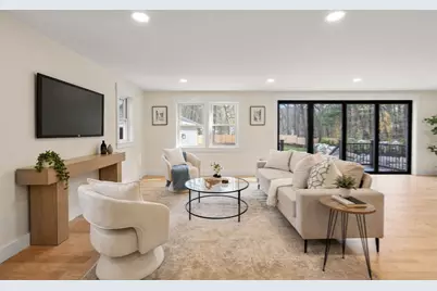 30 Oakridge Ave, Natick, MA 01760 - Photo 8