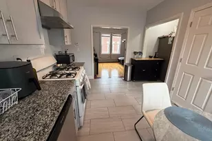 29 Waverly St, Boston, MA 02135 - Photo 16
