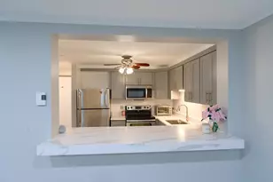 45 Oval Rd, Quincy, MA 02170 - Photo 4