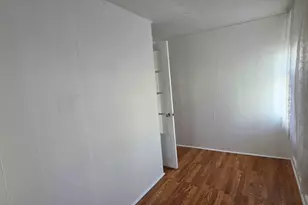 14 Orient St, Worcester, MA 01604 - Photo 8