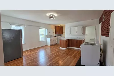 41 Orient St #2, Worcester, MA 01604 - Photo 2