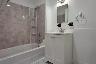14 Orient St, Worcester, MA 01604 - Photo 18
