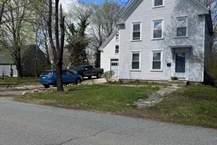 11 Center St, Kingston, MA 02364 - Photo 2