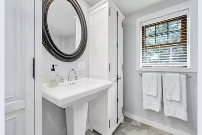 134 School St, Barnstable, MA 02635 - Photo 16
