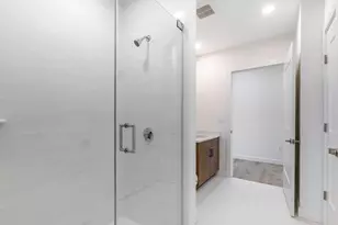 319 Broadway, Everett, MA 02149 - Photo 10