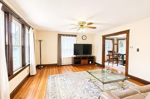 86 Howard St, Waltham, MA 02451 - Photo 4