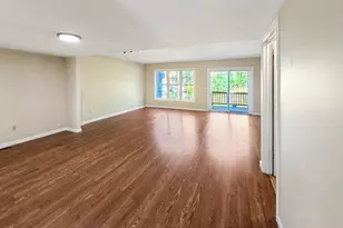 27 Heritage Dr, Northbridge, MA 01588 - Photo 12