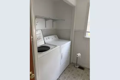 112 Marlboro Rd, Southborough, MA 01772 - Photo 10