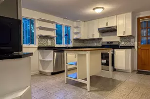 112 Marlboro Rd, Southborough, MA 01772 - Photo 4
