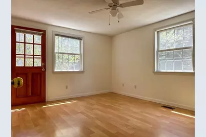 112 Marlboro Rd, Southborough, MA 01772 - Photo 8