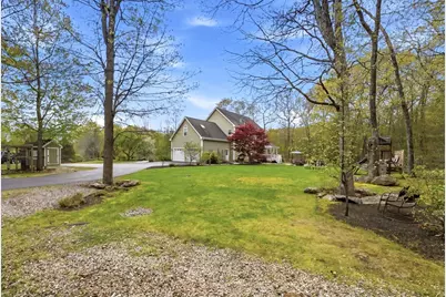 76 Old Farm Rd, Douglas, MA 01516 - Photo 4