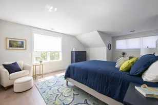 37 Crestwood Cir, Rochester, MA 02770 - Photo 10