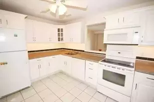 12 Mt Vernon St, Melrose, MA 02176 - Photo 8