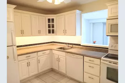 12 Mount Vernon St #25, Melrose, MA 02176 - Photo 12