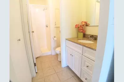 12 Mount Vernon St #25, Melrose, MA 02176 - Photo 14