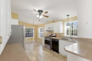 3305 Island Dr, Middleborough, MA 02346 - Photo 8