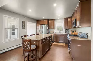25 Clifford St, Taunton, MA 02780 - Photo 6