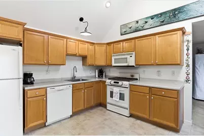 19 Brendan Rd, Clinton, MA 01510 - Photo 10