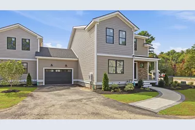 139 Essex Street #139, Middleton, MA 01949 - Photo 4