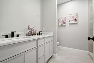 133 Essex St, Middleton, MA 01949 - Photo 16
