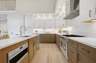 135 Essex St, Middleton, MA 01949 - Photo 6