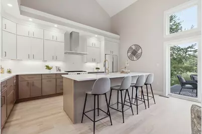 135 Essex Street #135, Middleton, MA 01949 - Photo 4