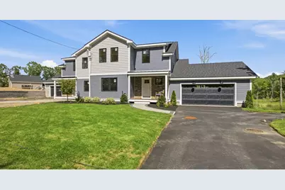 135 Essex Street #135, Middleton, MA 01949 - Photo 1