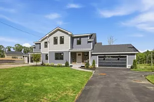 135 Essex St, Middleton, MA 01949 - Photo 1